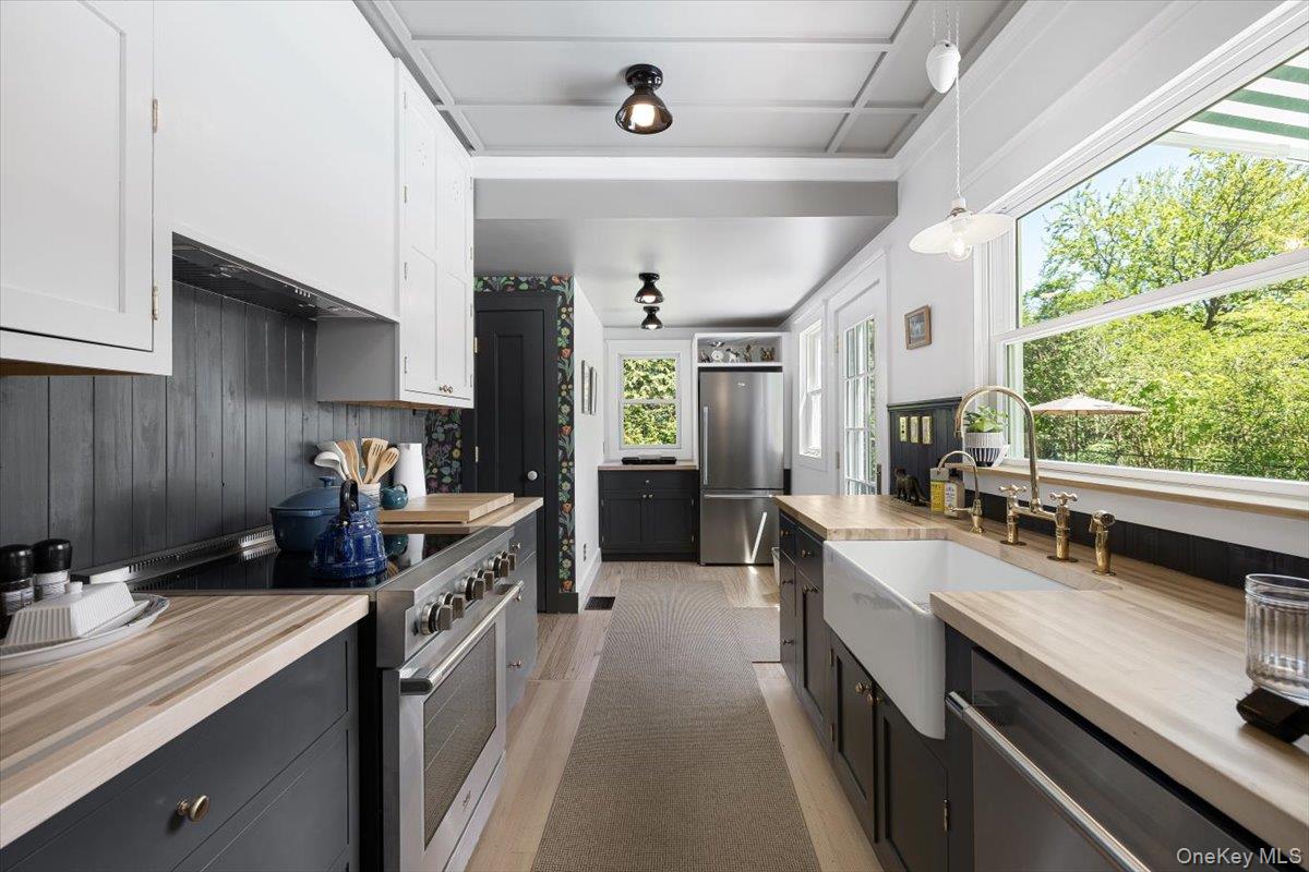 #8 photo, 19 New Jersey Avenue, Bellport Village , NY 11713