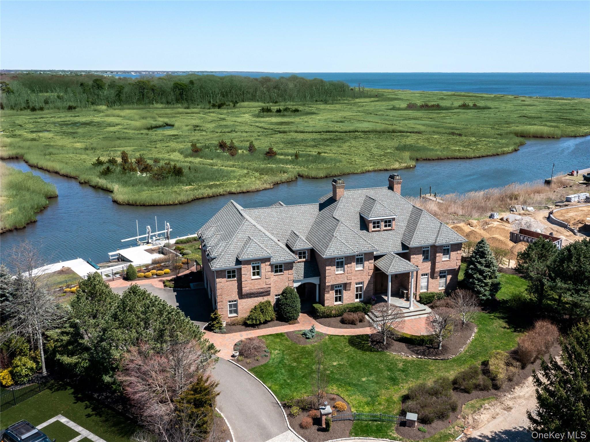 #3 photo, 27 True Harbour Way, सफ़ोक काउंटी West Islip , NY 11795