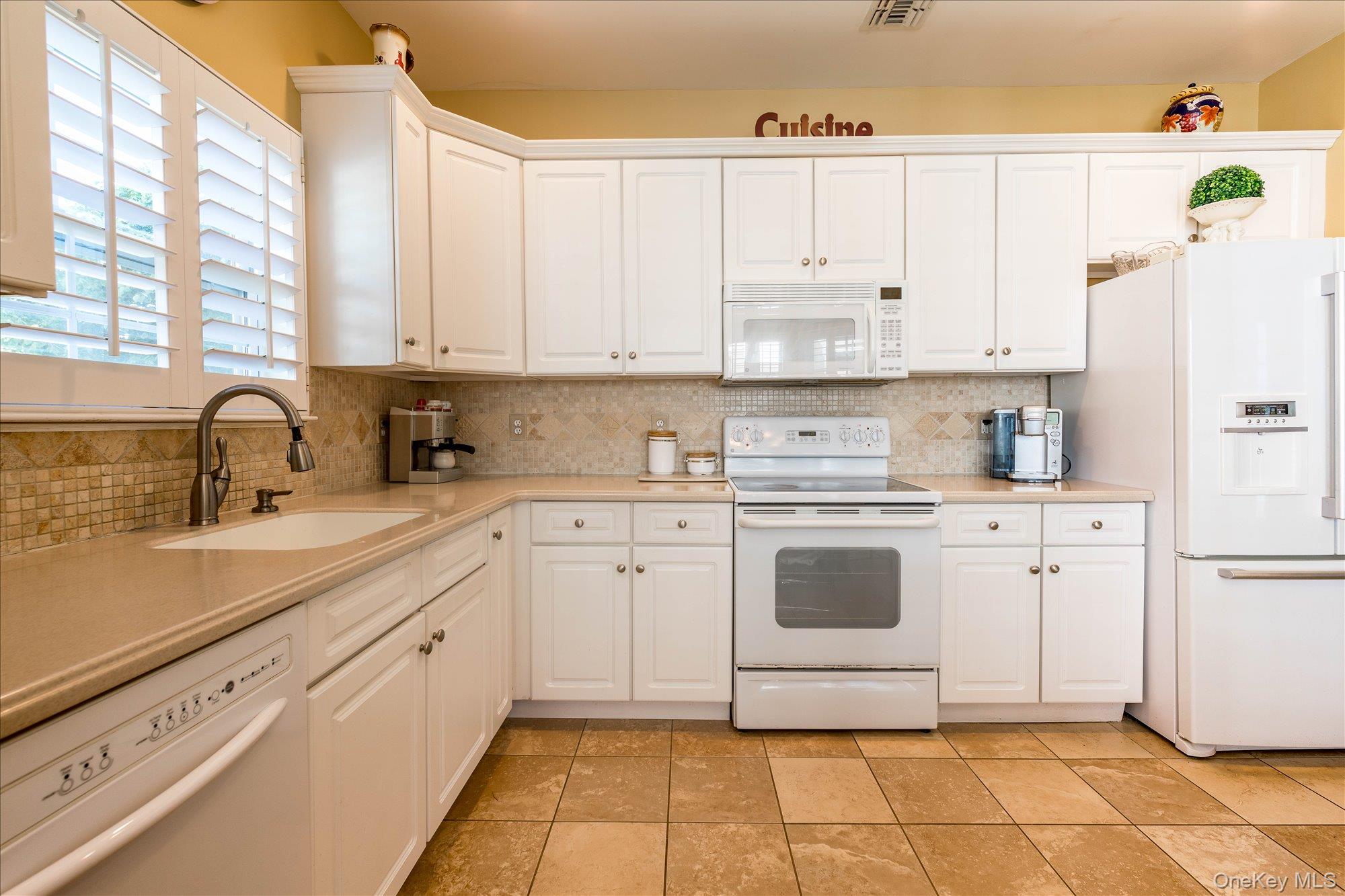 #8 photo, 43 Halley Lane, サフォーク郡 Miller Place , NY 11764