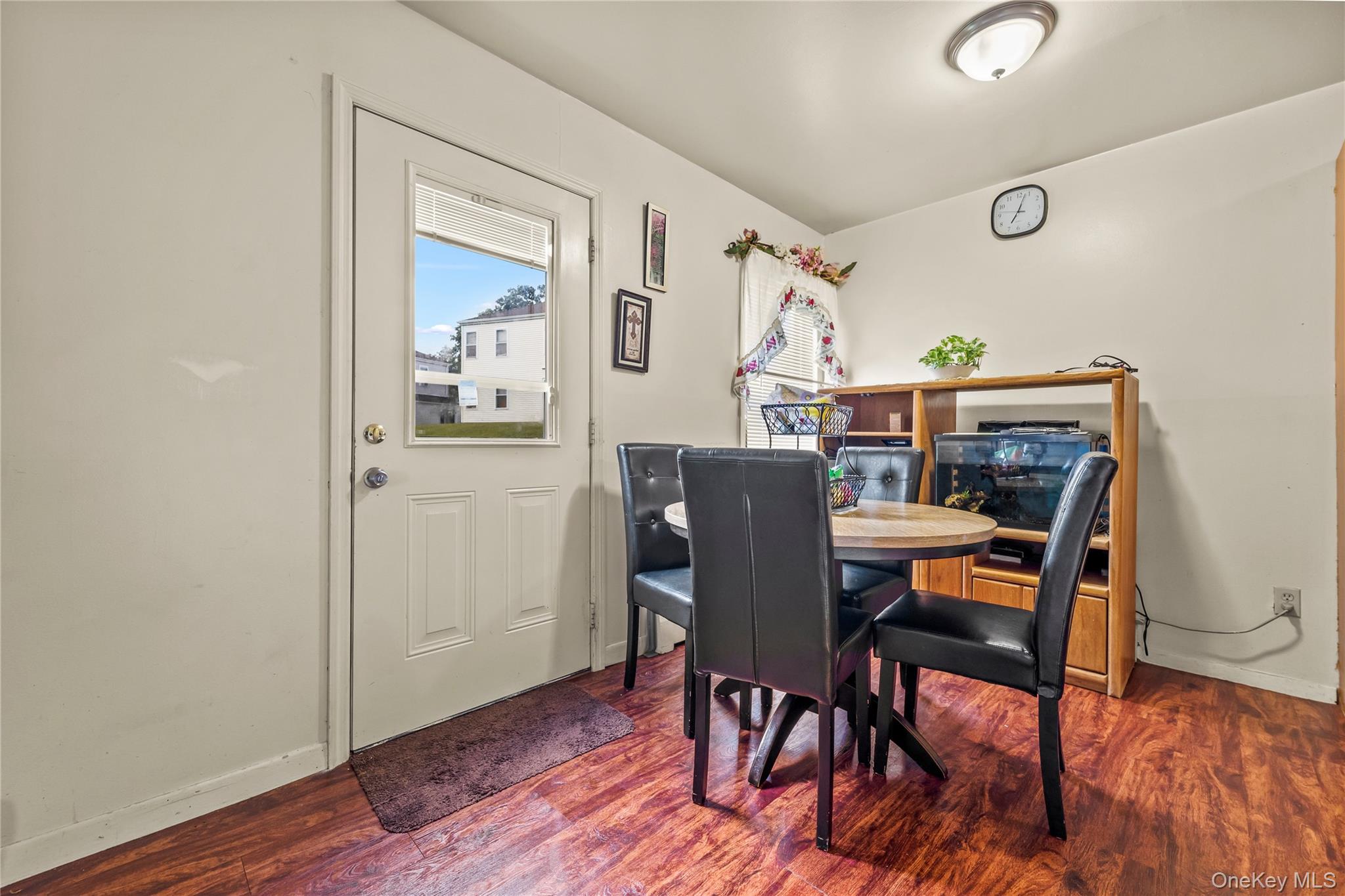 #14 photo, 200 Lowndes Avenue, Huntington , NY 11746