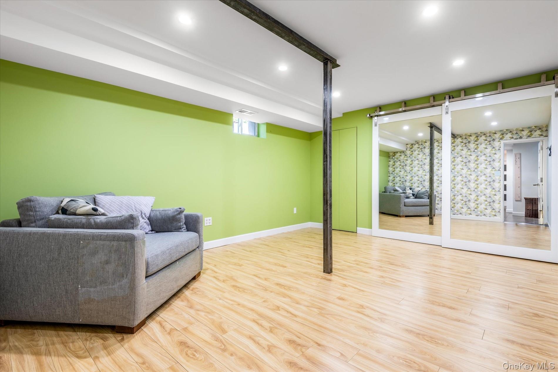 #18 photo, 61-18 56th Drive, Maspeth , NY 11378