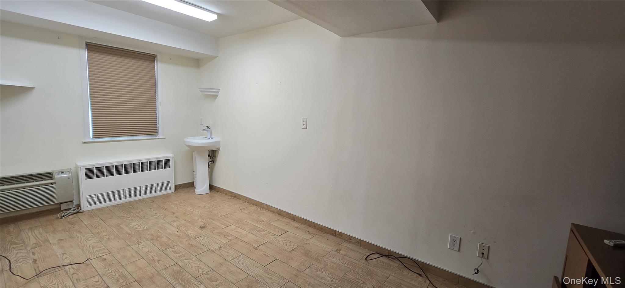 #10 photo, 32-32 Francis Lewis Boulevard, Flushing , NY 11358