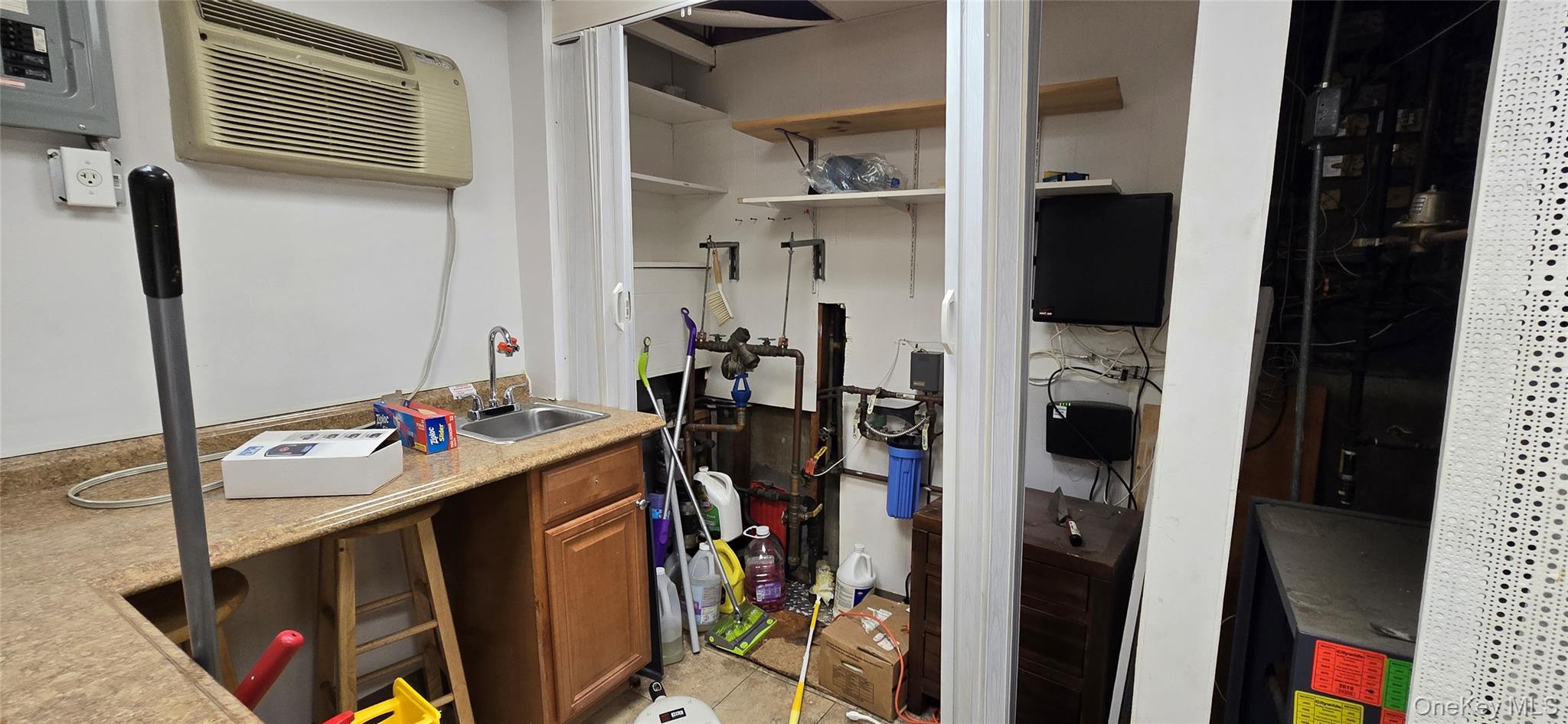 #6 photo, 32-32 Francis Lewis Boulevard, Flushing , NY 11358