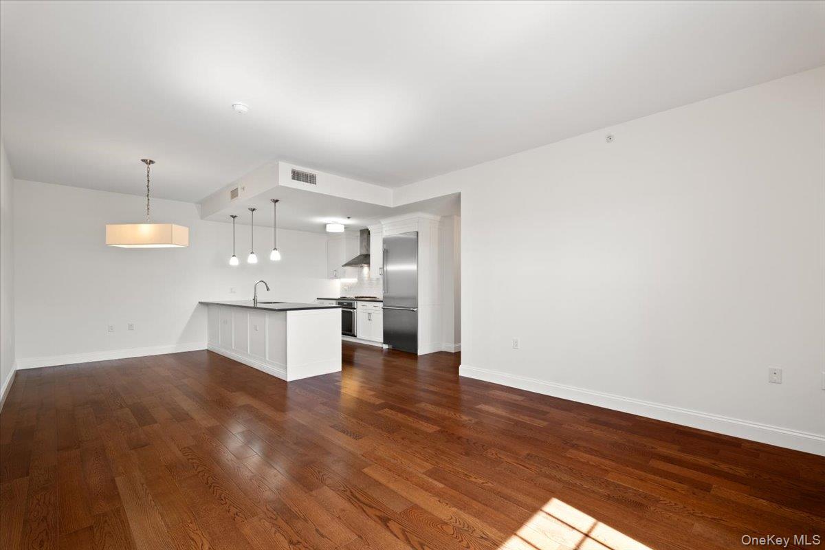 #10 photo, 10 Byron Place, Larchmont , NY 10538