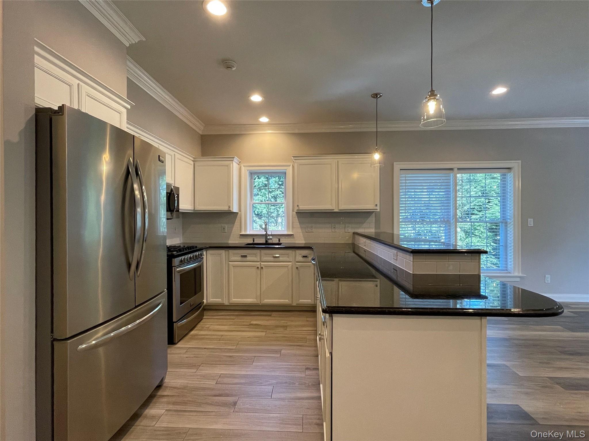 #5 photo, 30 High Street, Rye , NY 10580