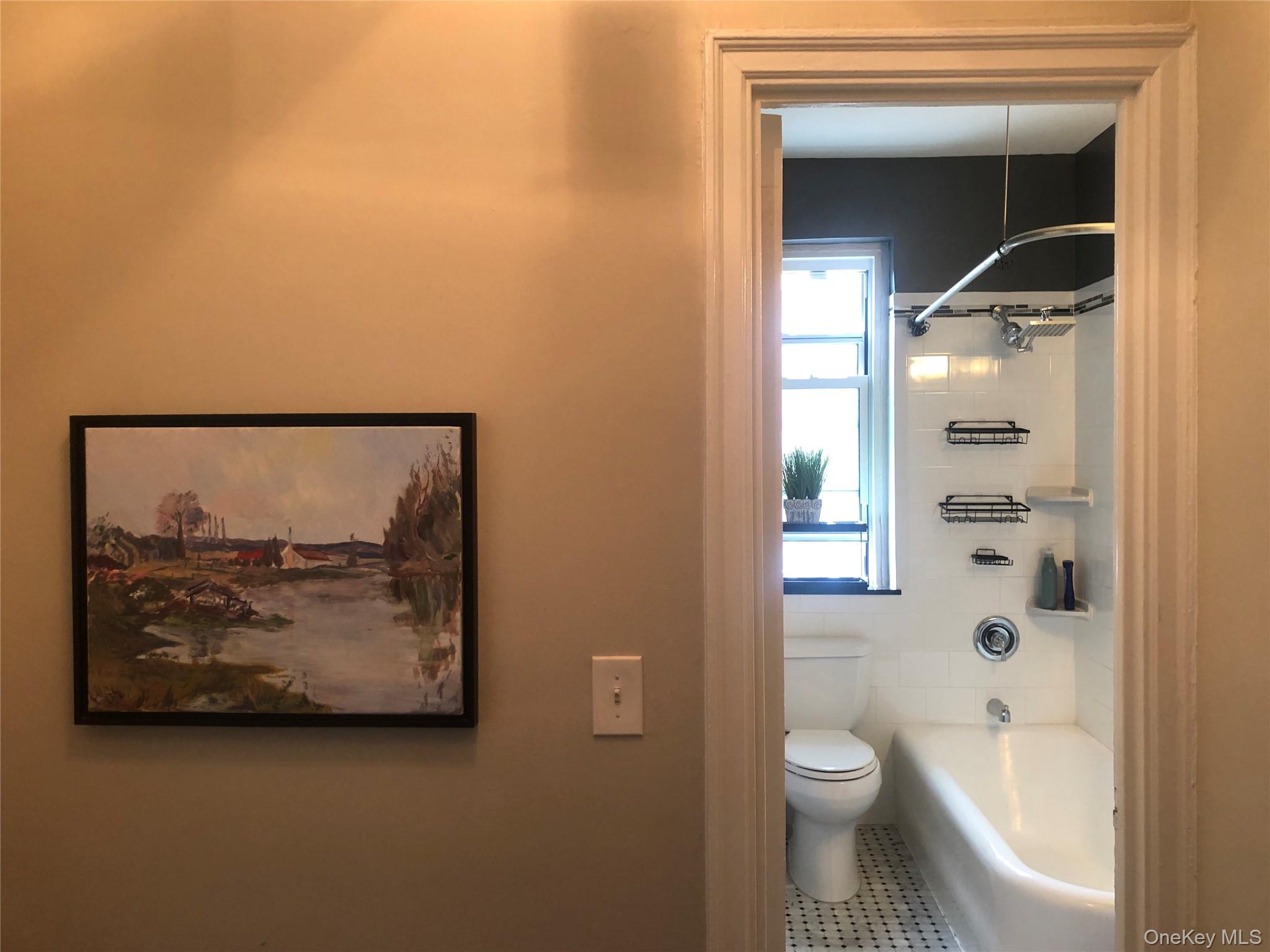 #11 photo, 1470 Midland Avenue, Bronxville , NY 10708