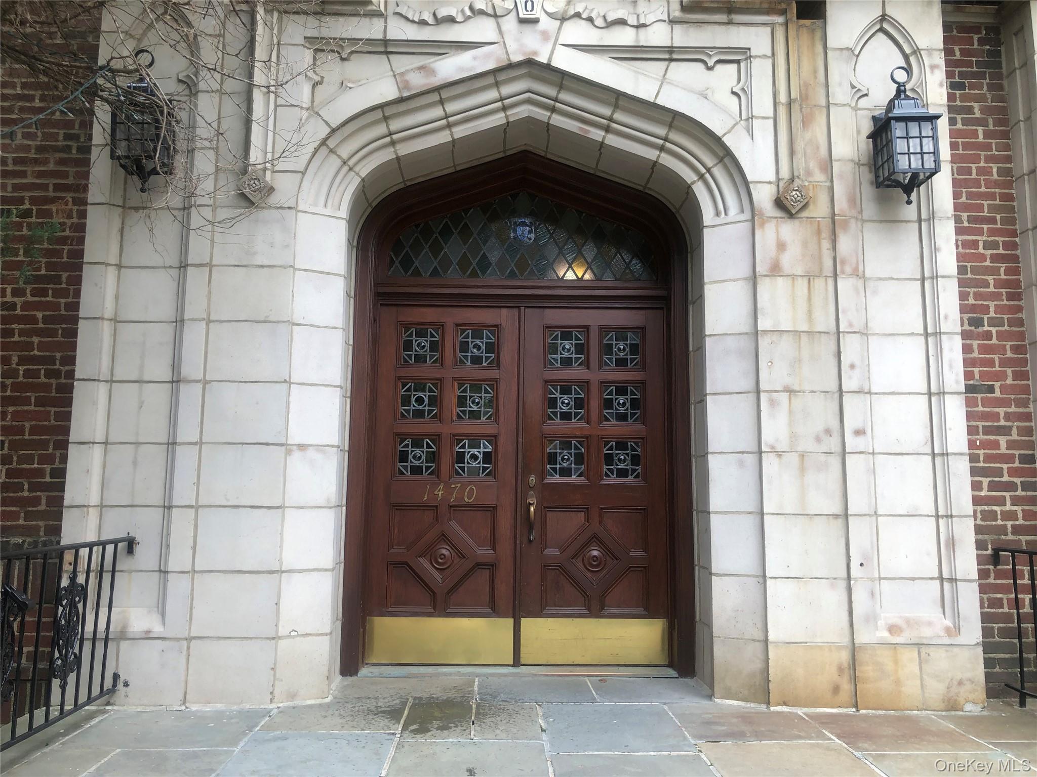 #2 photo, 1470 Midland Avenue, Bronxville , NY 10708