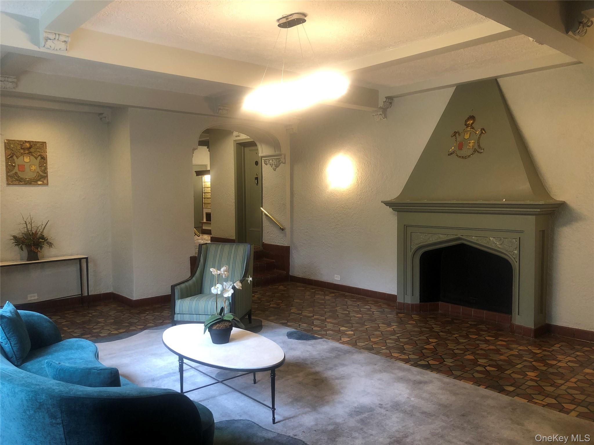 #3 photo, 1470 Midland Avenue, Bronxville , NY 10708