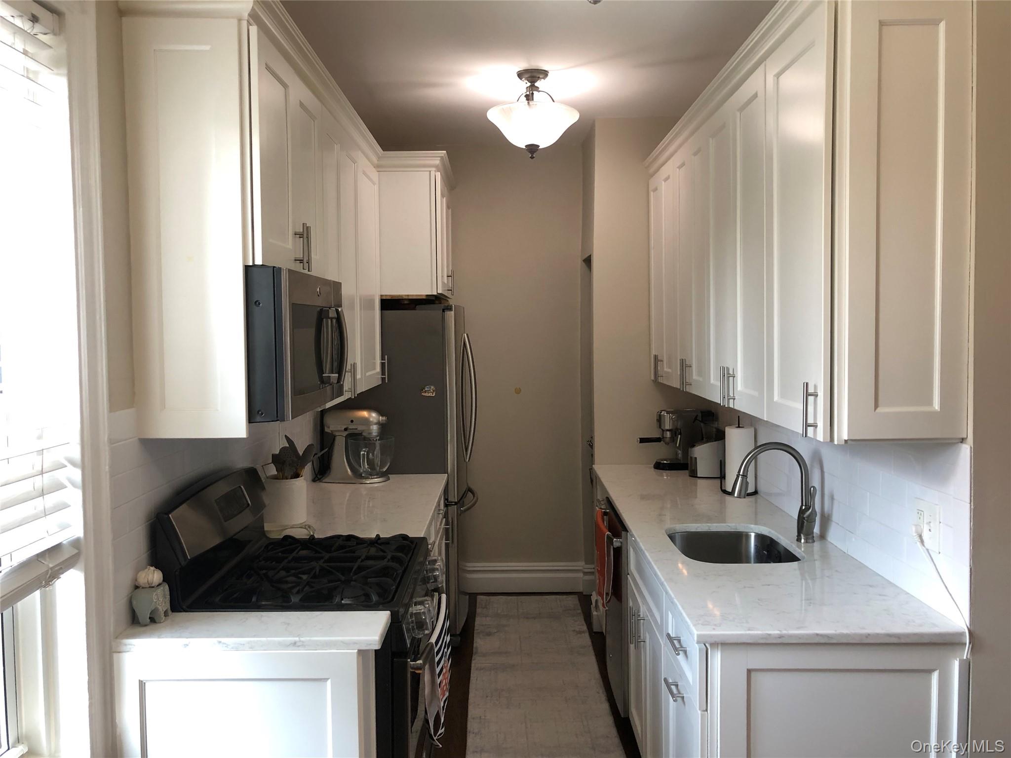 #5 photo, 1470 Midland Avenue, Bronxville , NY 10708