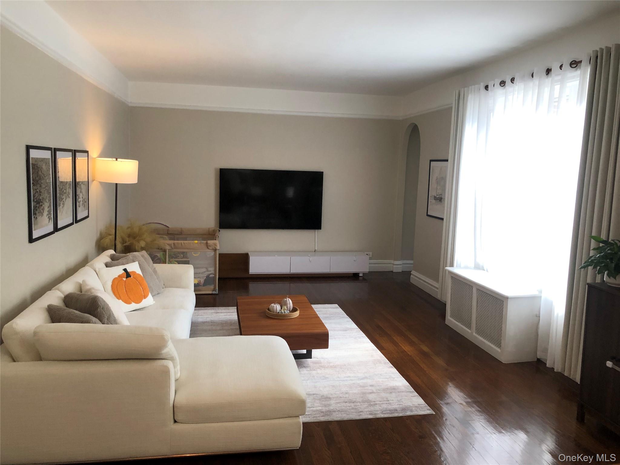 #7 photo, 1470 Midland Avenue, Bronxville , NY 10708