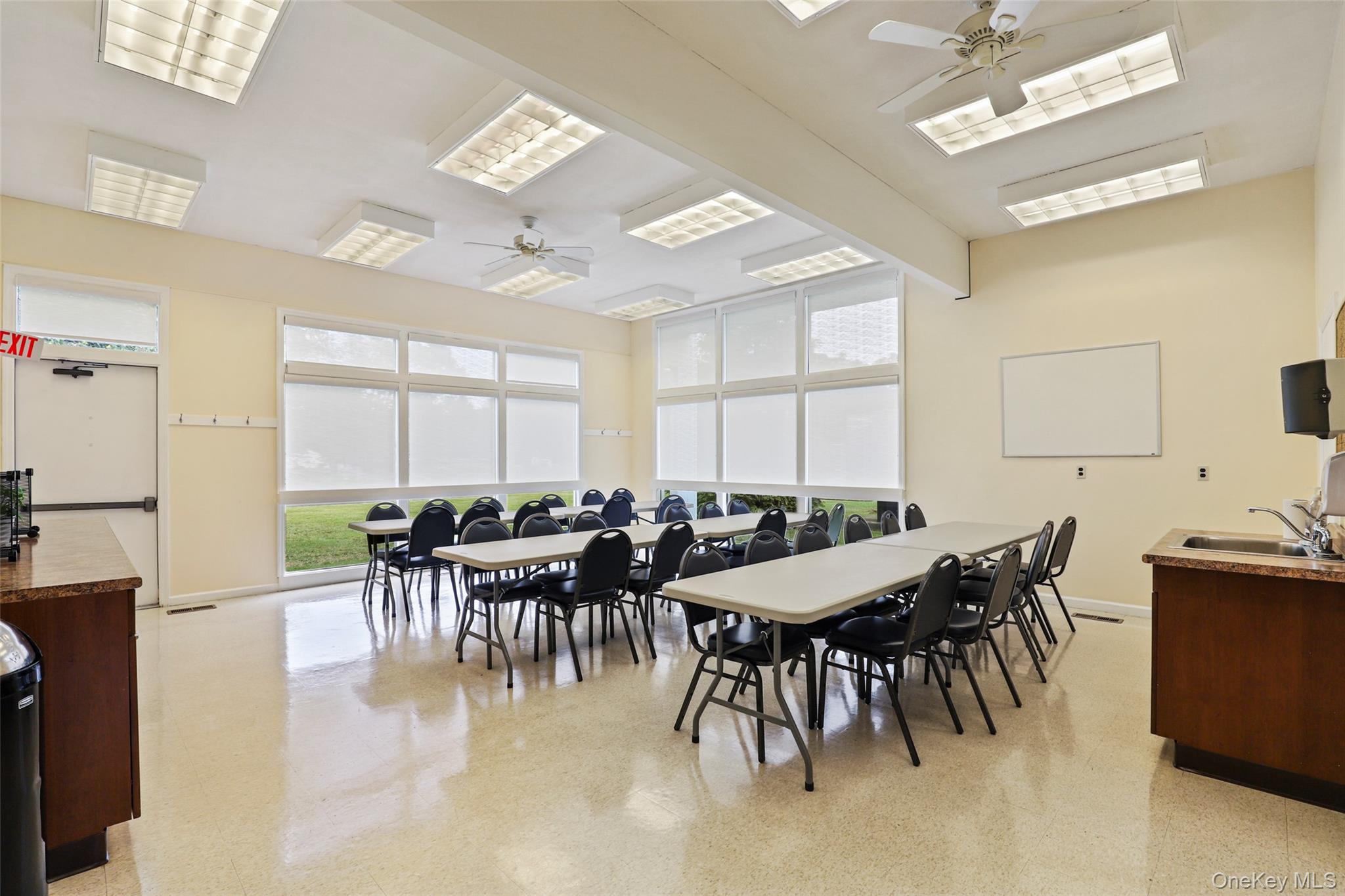 #17 photo, 2 Hampton Court, Yorktown Heights , NY 10598