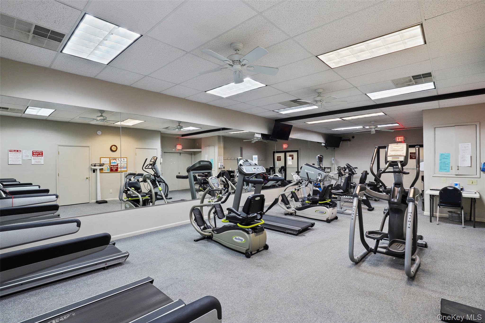 #18 photo, 2 Hampton Court, Yorktown Heights , NY 10598