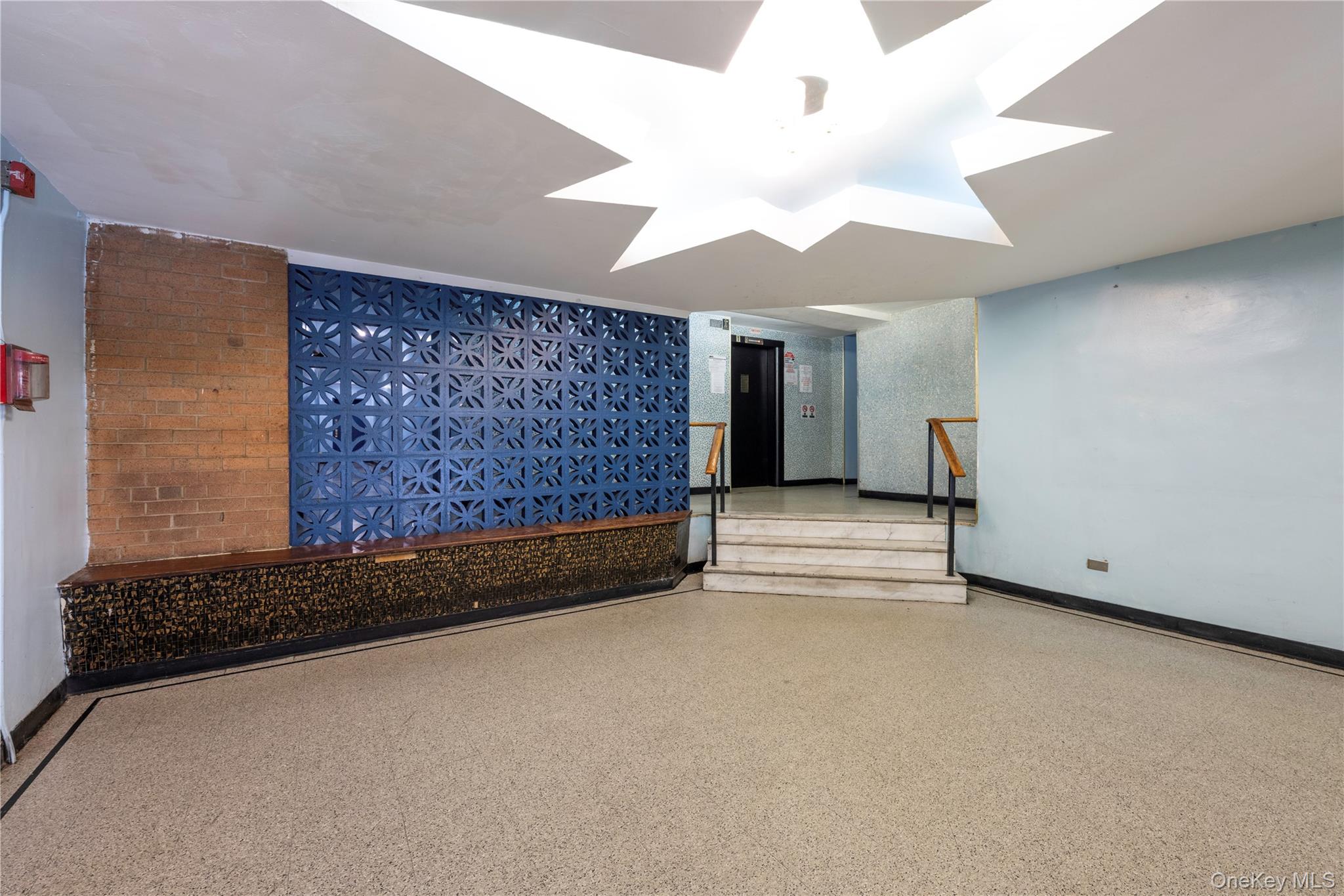 #8 photo, 2661 Marion Avenue, ブロンクス区 Bronx , NY 10458