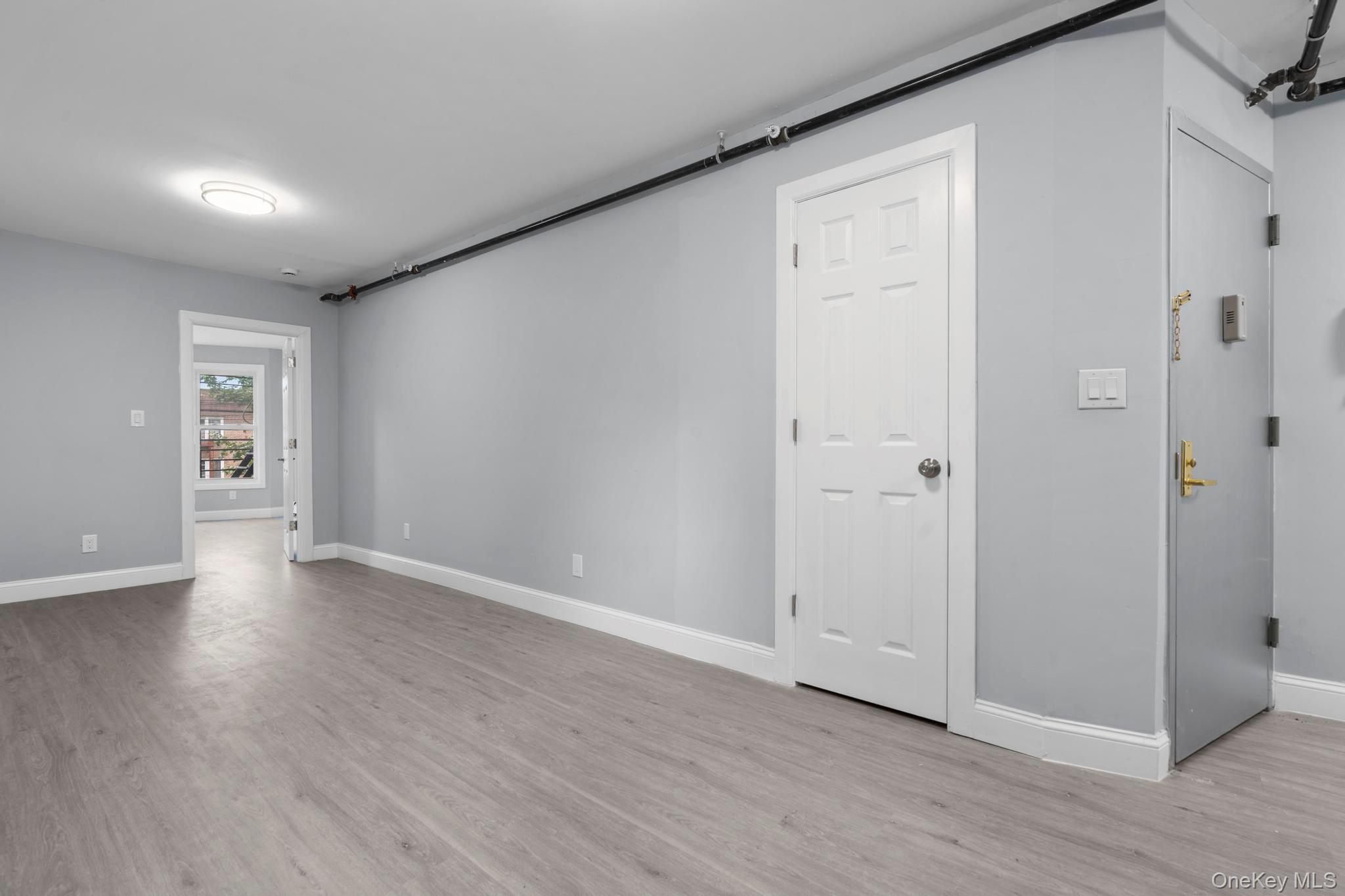 #5 photo, 288 Woodworth Avenue, Yonkers , NY 10701