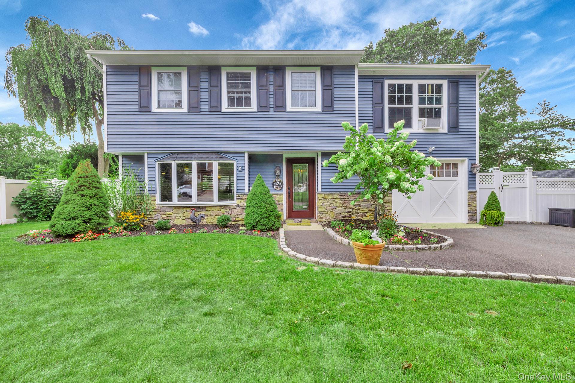 #2 photo, 4 Ashford Drive, Ridge , NY 11961