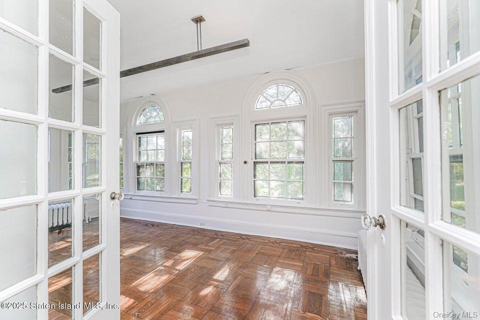 #17 photo, 12 Silver Lake Road, Staten Island , NY 10301