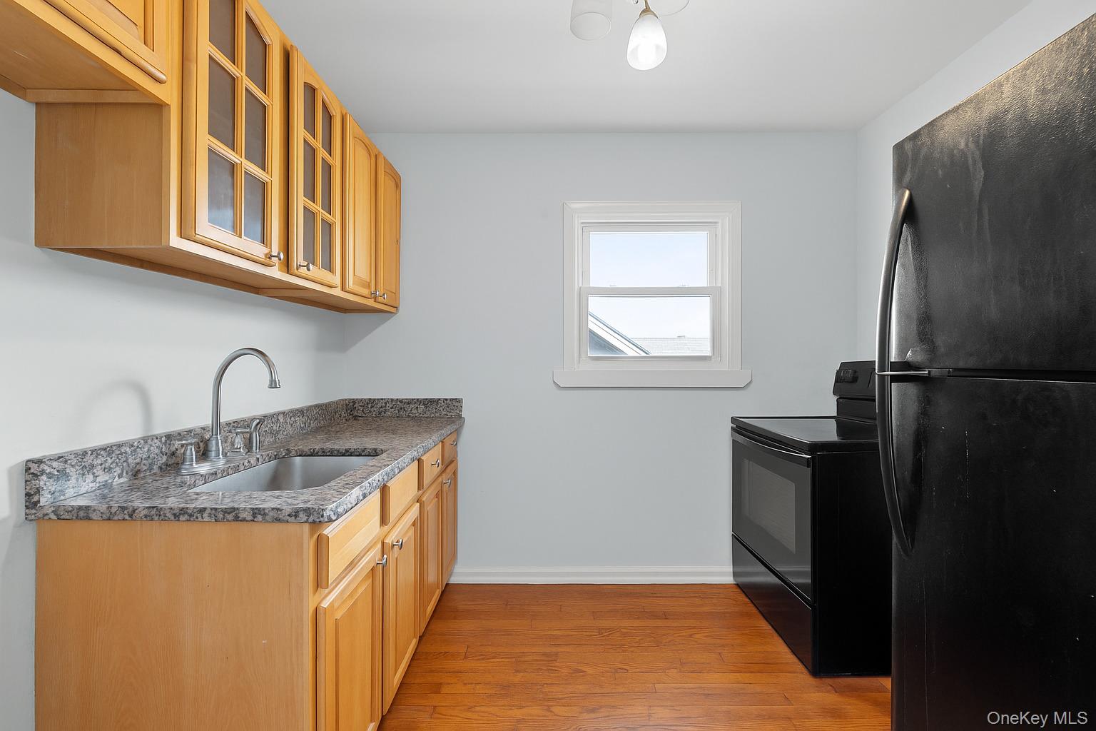 #13 photo, 12054 194th Street, クイーンズ区 Saint Albans , NY 11412