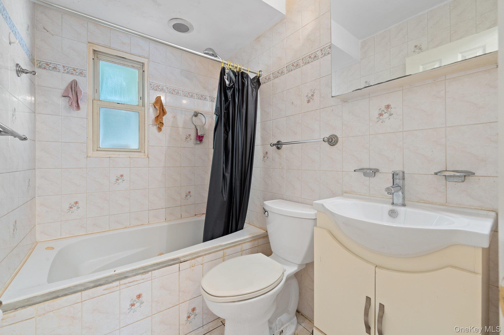 #7 photo, 12054 194th Street, クイーンズ区 Saint Albans , NY 11412