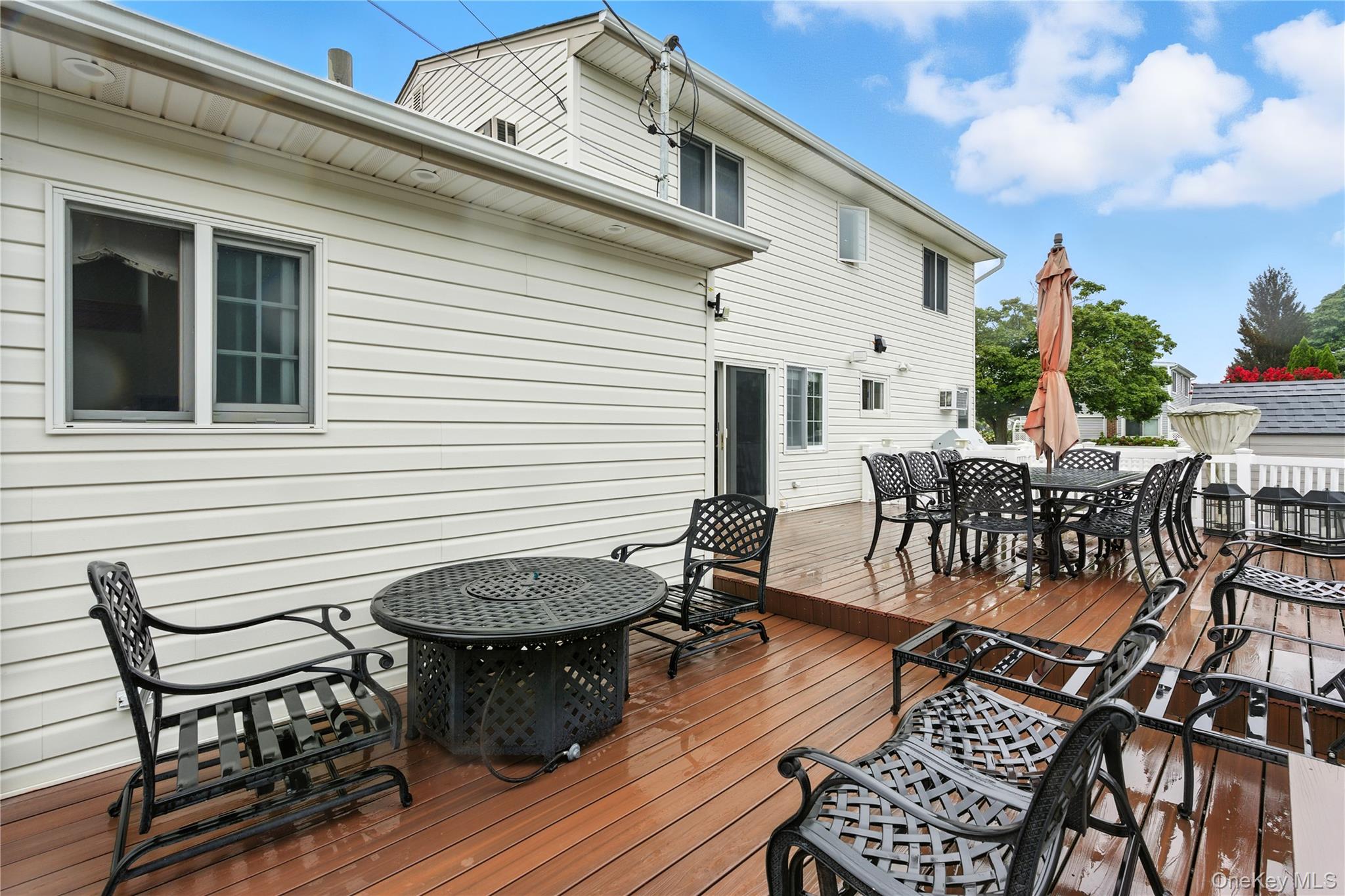 #17 photo, 3532 Waverly Avenue, Seaford , NY 11783