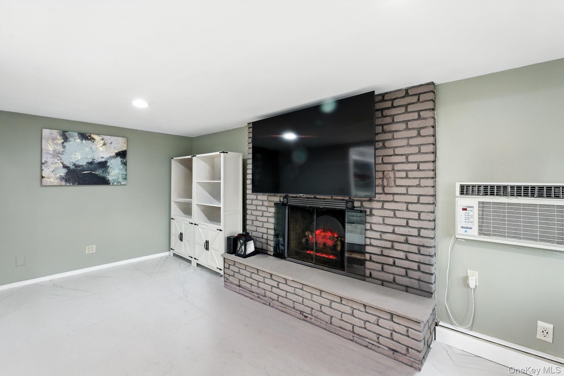 #6 photo, 3532 Waverly Avenue, Seaford , NY 11783