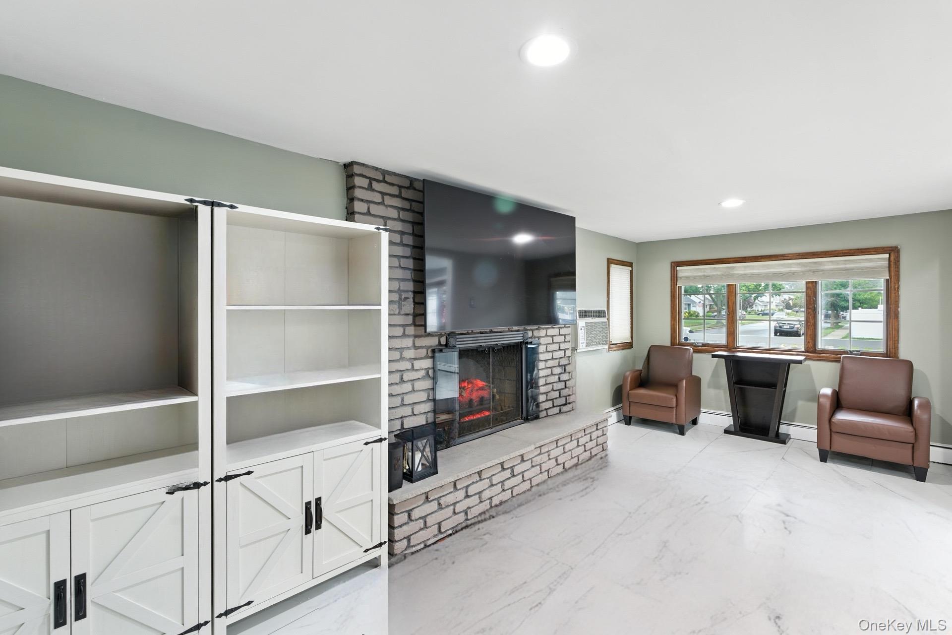 #7 photo, 3532 Waverly Avenue, Seaford , NY 11783