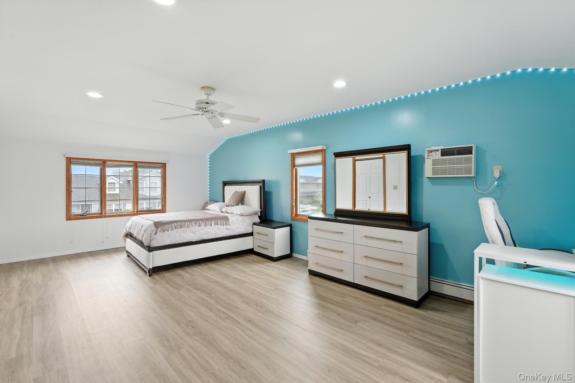 #8 photo, 3532 Waverly Avenue, Seaford , NY 11783