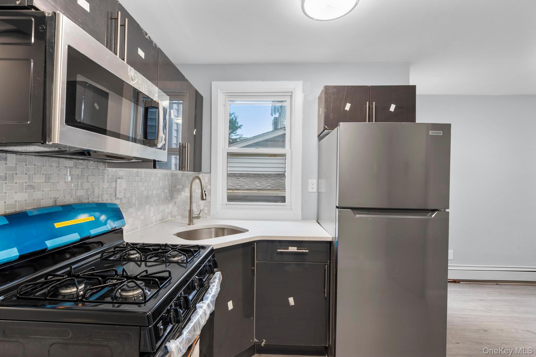 #5 photo, 127-131 Highland Ave Avenue, Yonkers , NY 10705