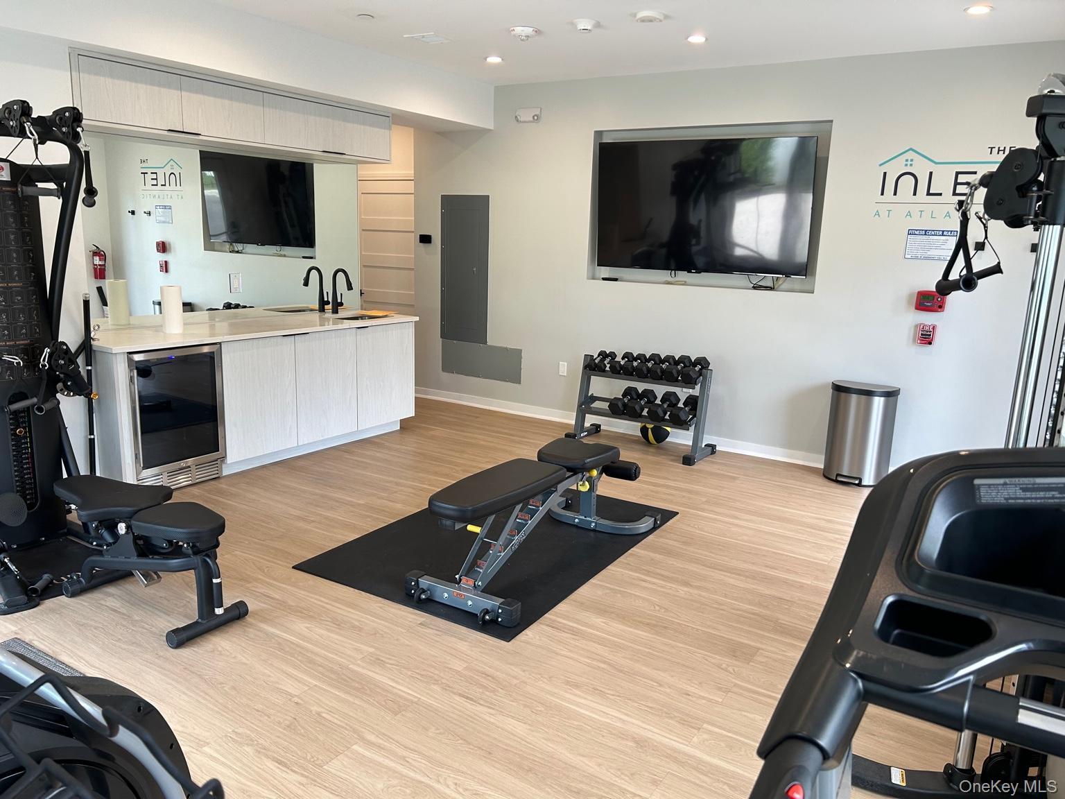 #15 photo, 418 Atlantic Avenue, Oceanside , NY 11572