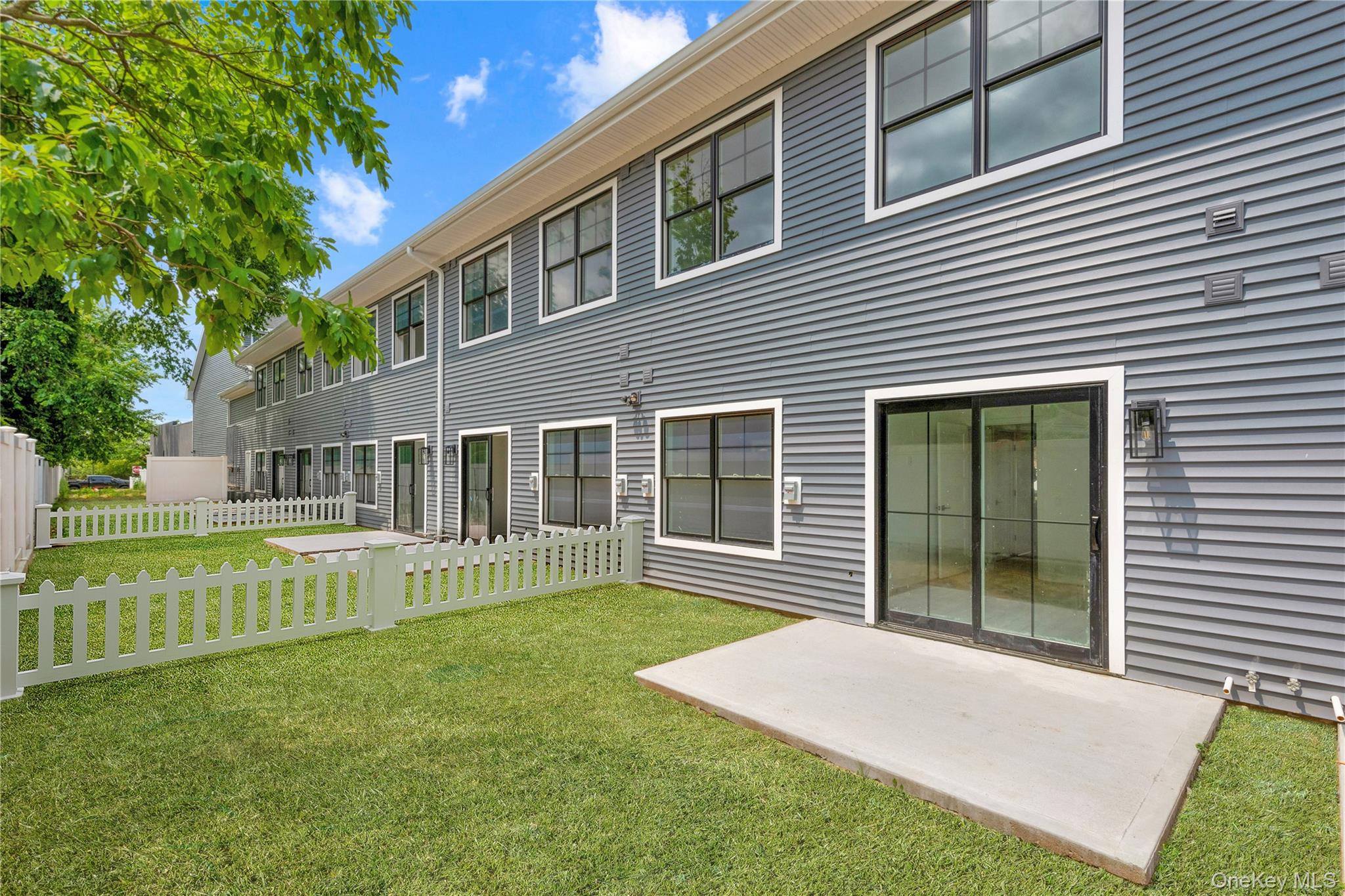 #17 photo, 418 Atlantic Avenue, Oceanside , NY 11572