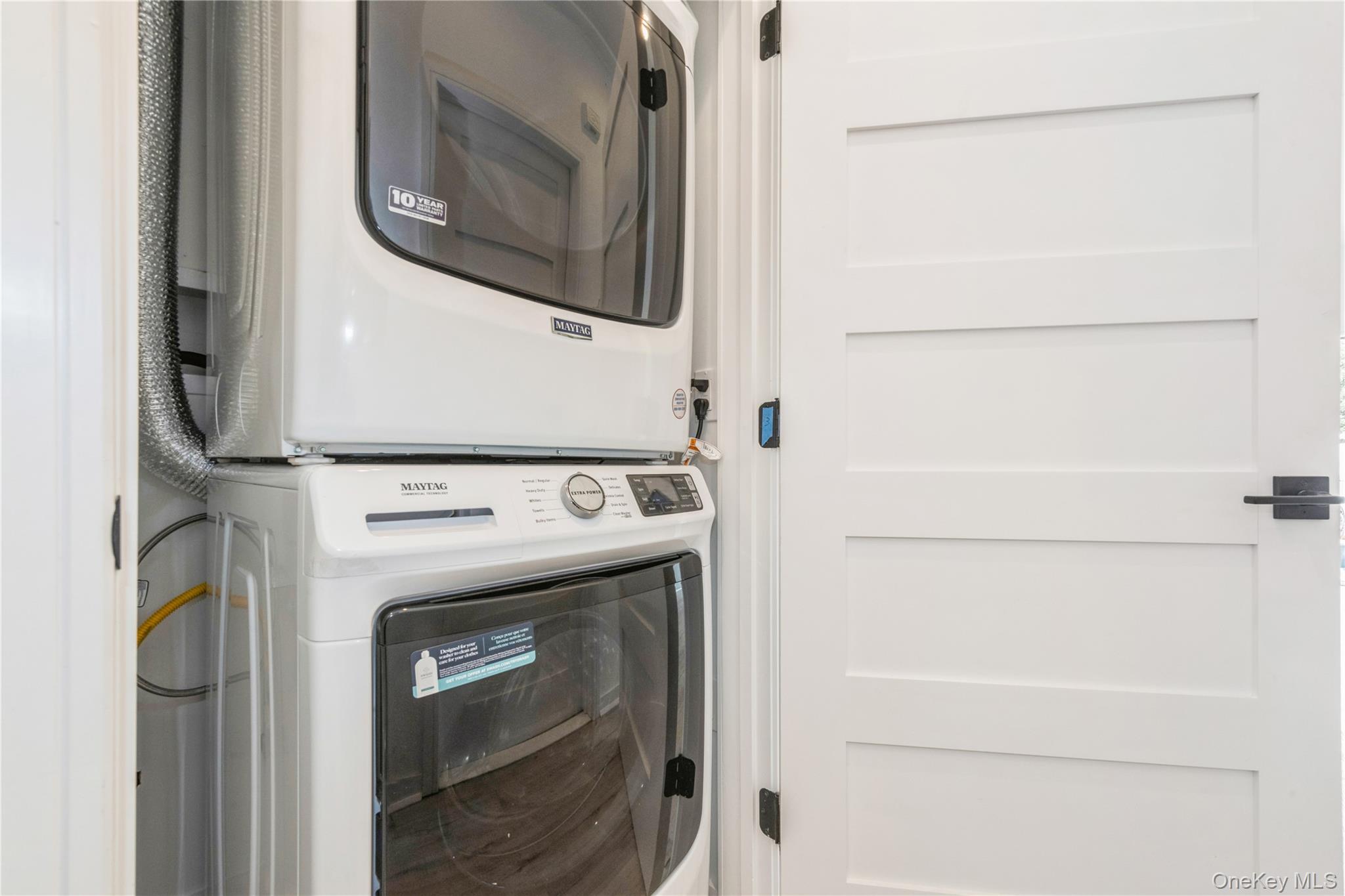 #18 photo, 418 Atlantic Avenue, Oceanside , NY 11572