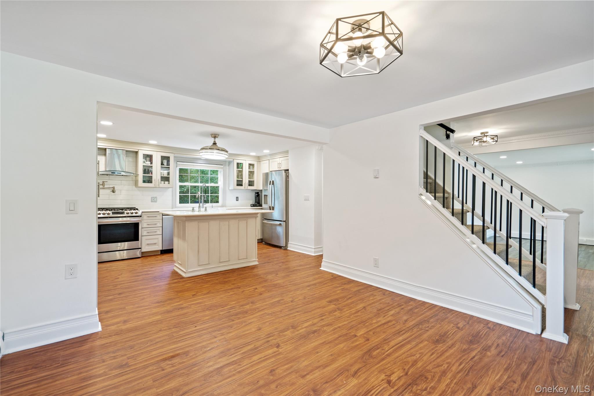 #12 photo, 2 Mount Sinai Avenue, Port Jefferson Station , NY 11776