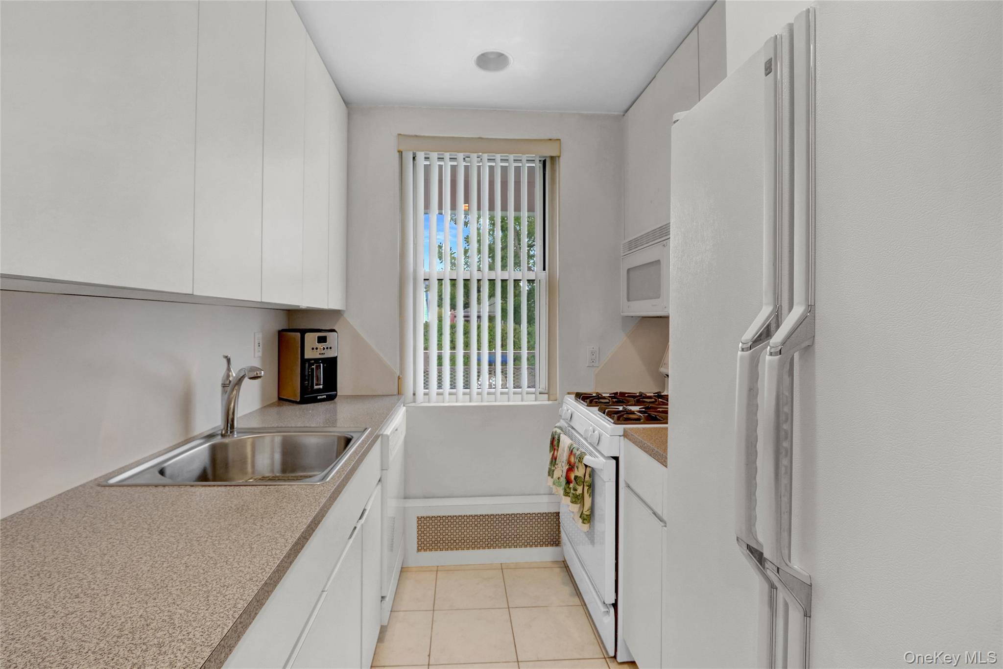 #14 photo, 20 Daley Place, Lynbrook , NY 11563