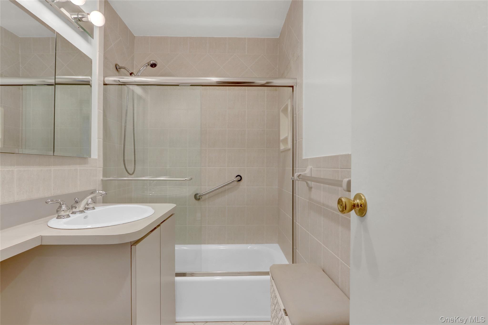 #18 photo, 20 Daley Place, Lynbrook , NY 11563