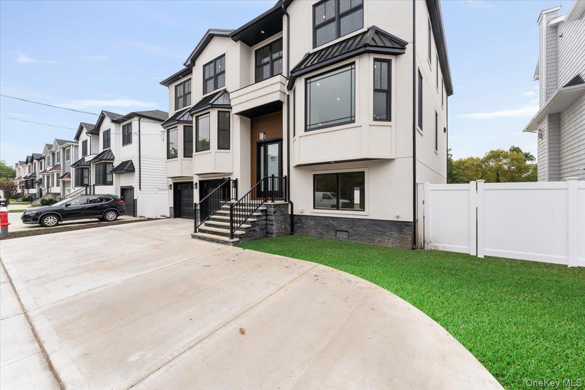 #2 photo, 917 Greenfield Road, ナッソー郡 Woodmere , NY 11598