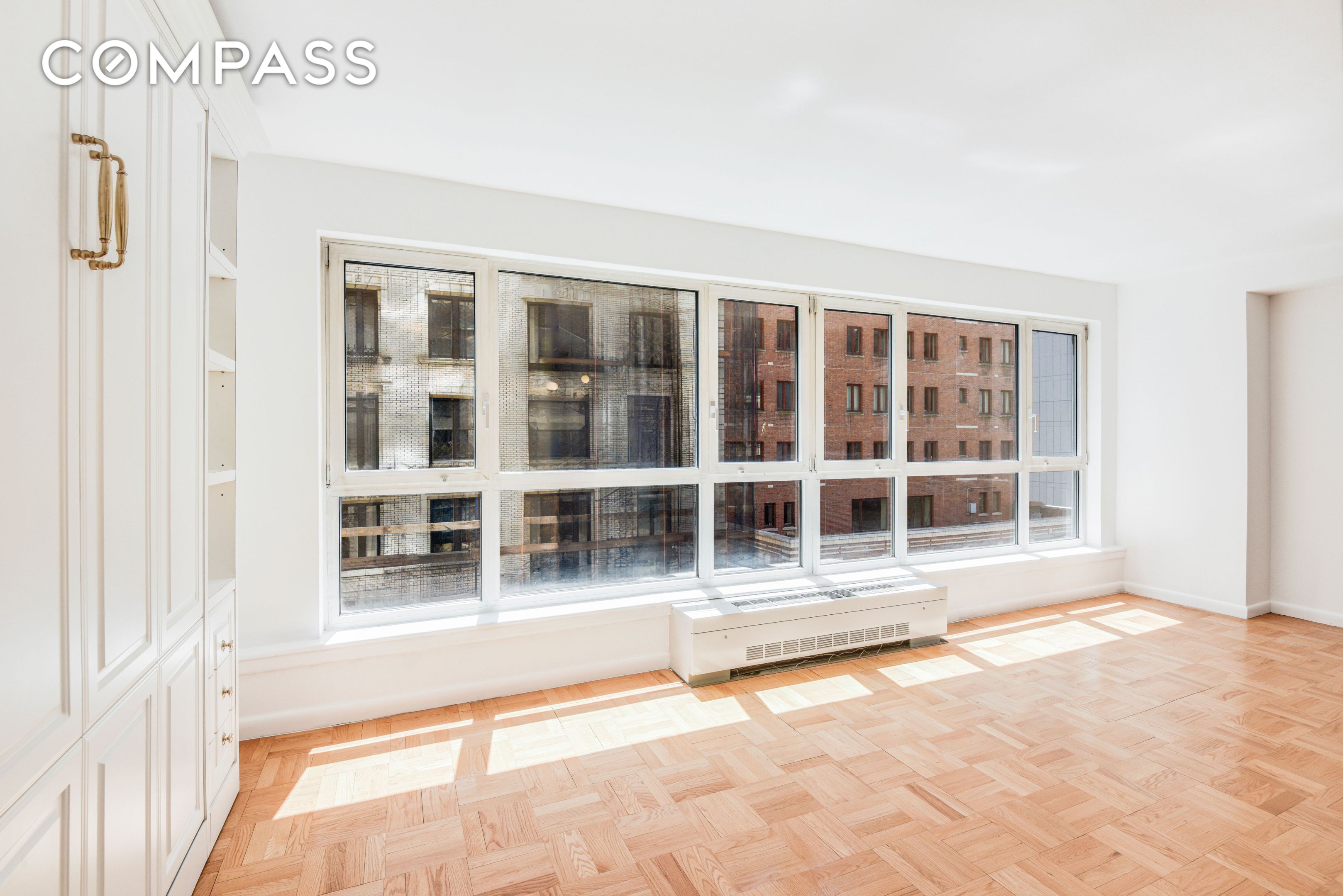 #12 photo, 200 Central Park S, マンハッタン Central Park South , NY 10019