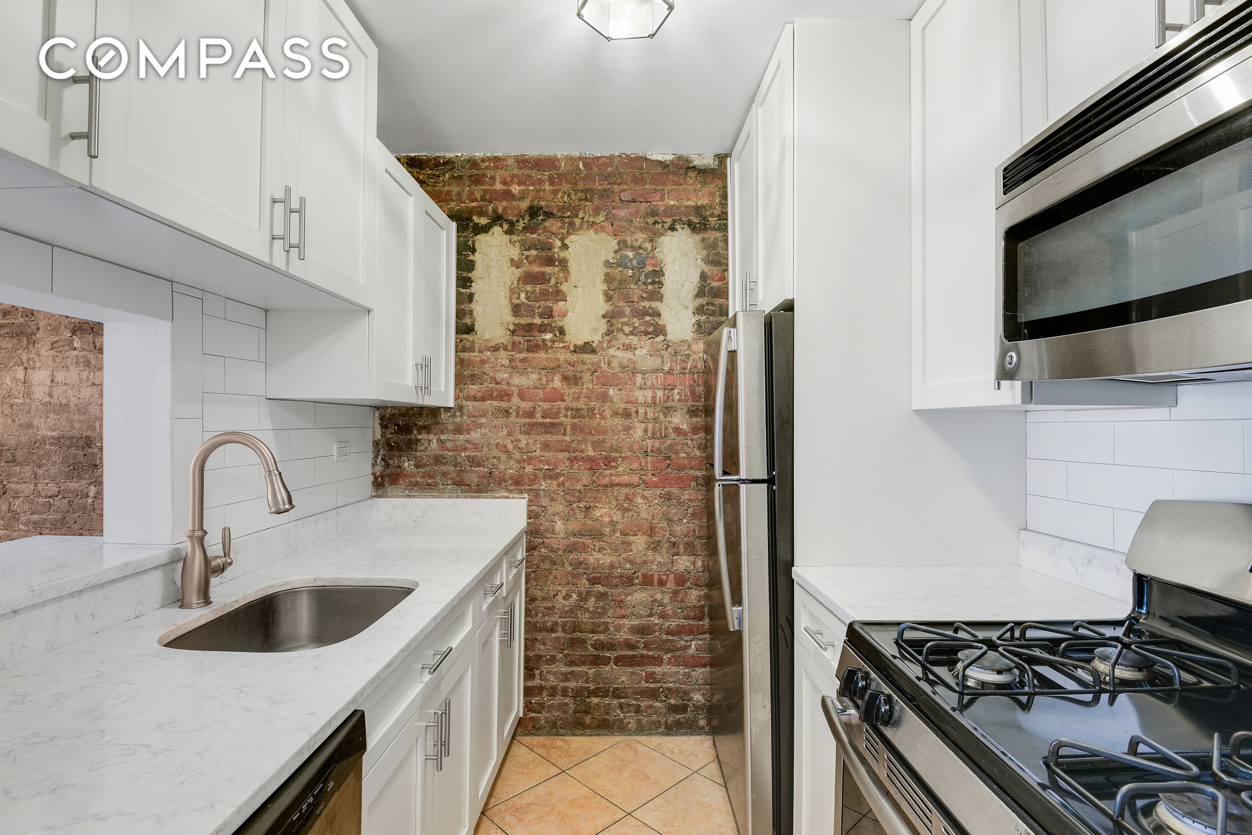 #7 photo, 77 Bleecker Street, マンハッタン Greenwich Village , NY 10012