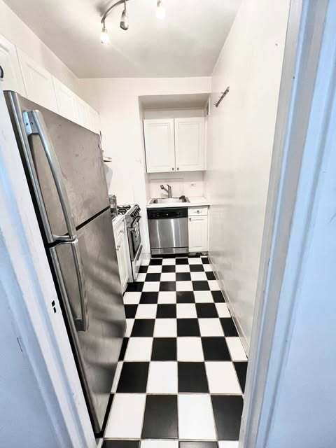 #4 photo, 135 E 54th Street, Midtown Central , NY 10022