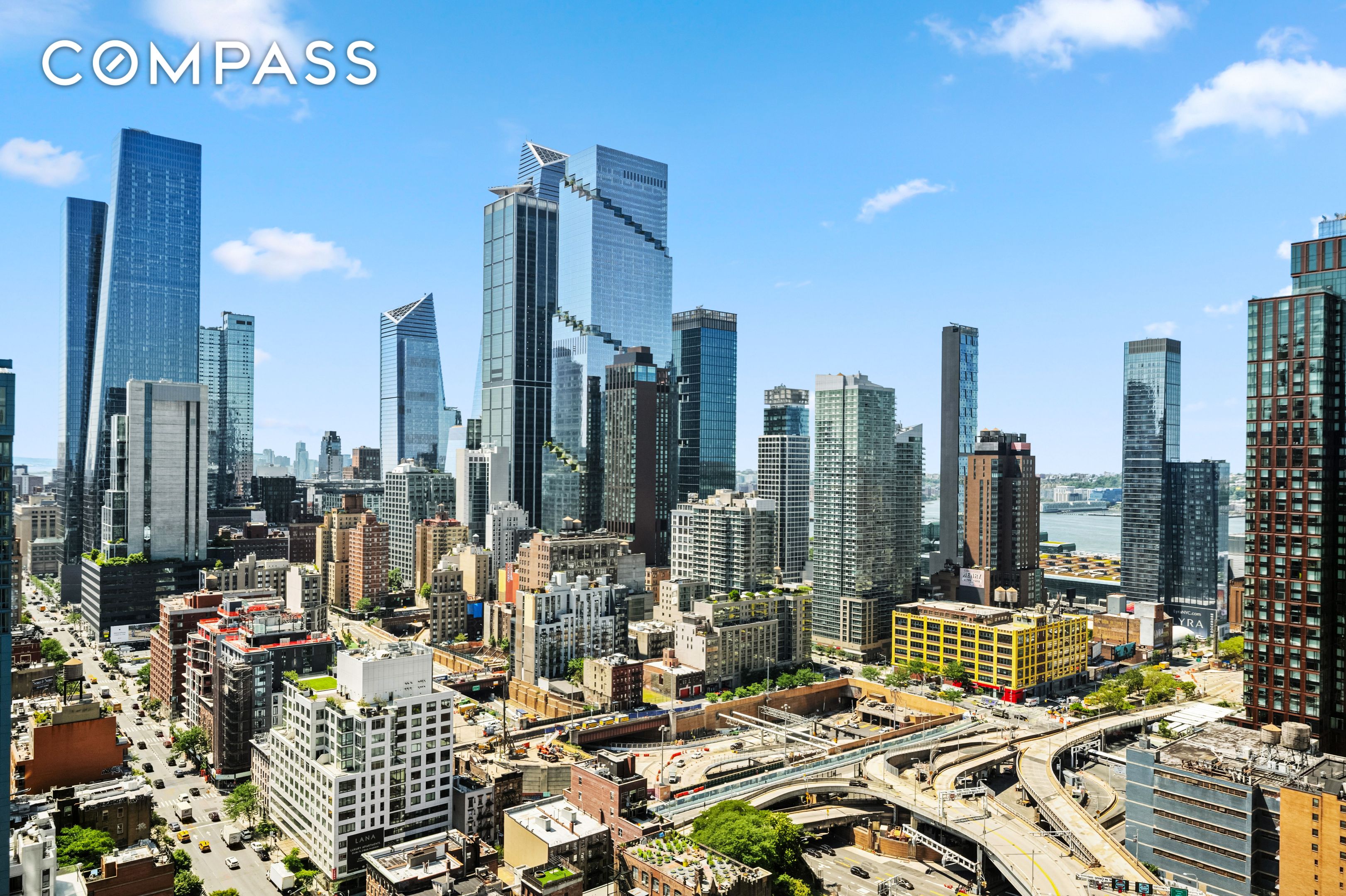 #12 photo, 350 W 42nd Street, マンハッタン Hell's Kitchen , NY 10036