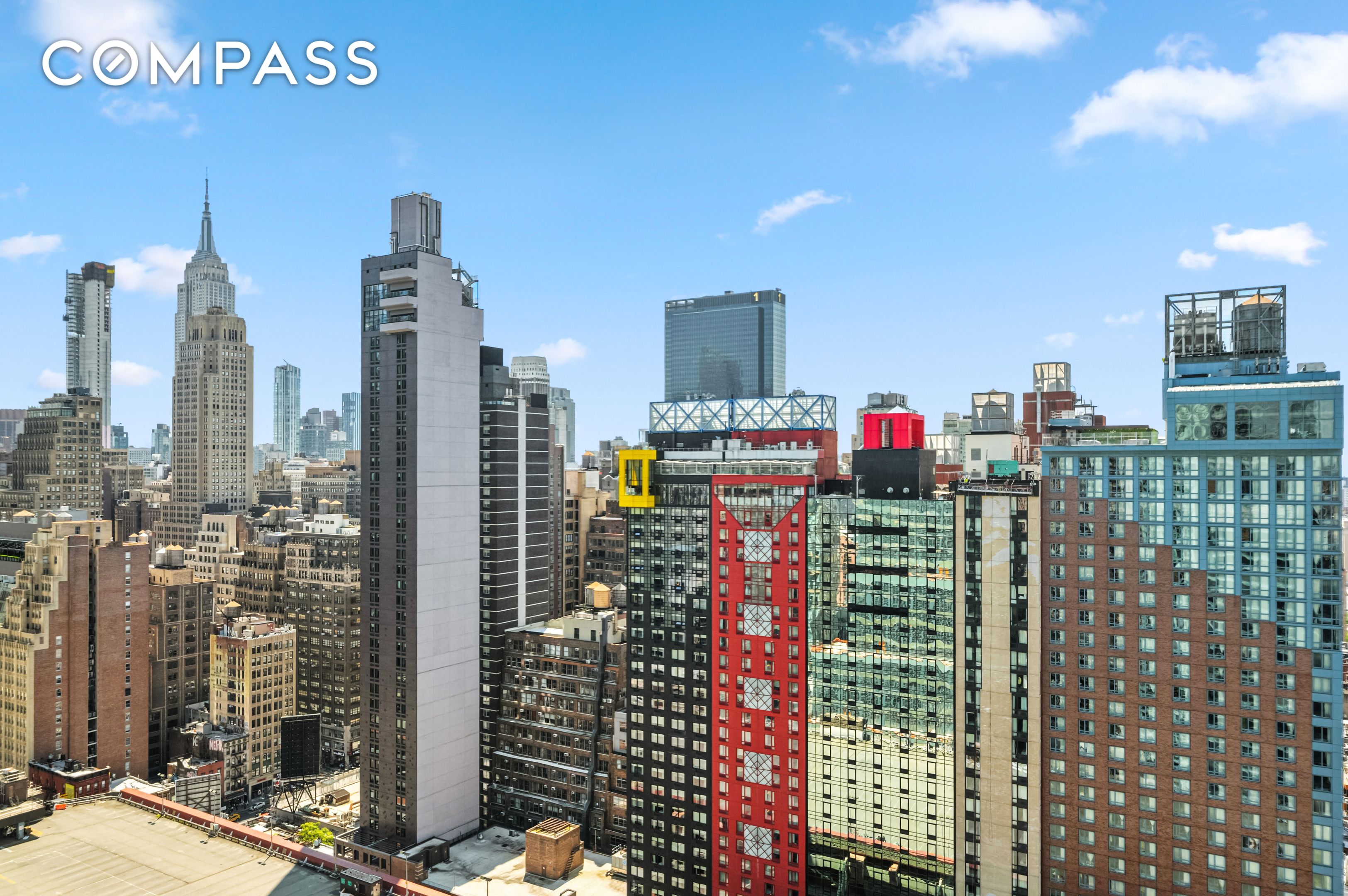 #13 photo, 350 W 42nd Street, マンハッタン Hell's Kitchen , NY 10036