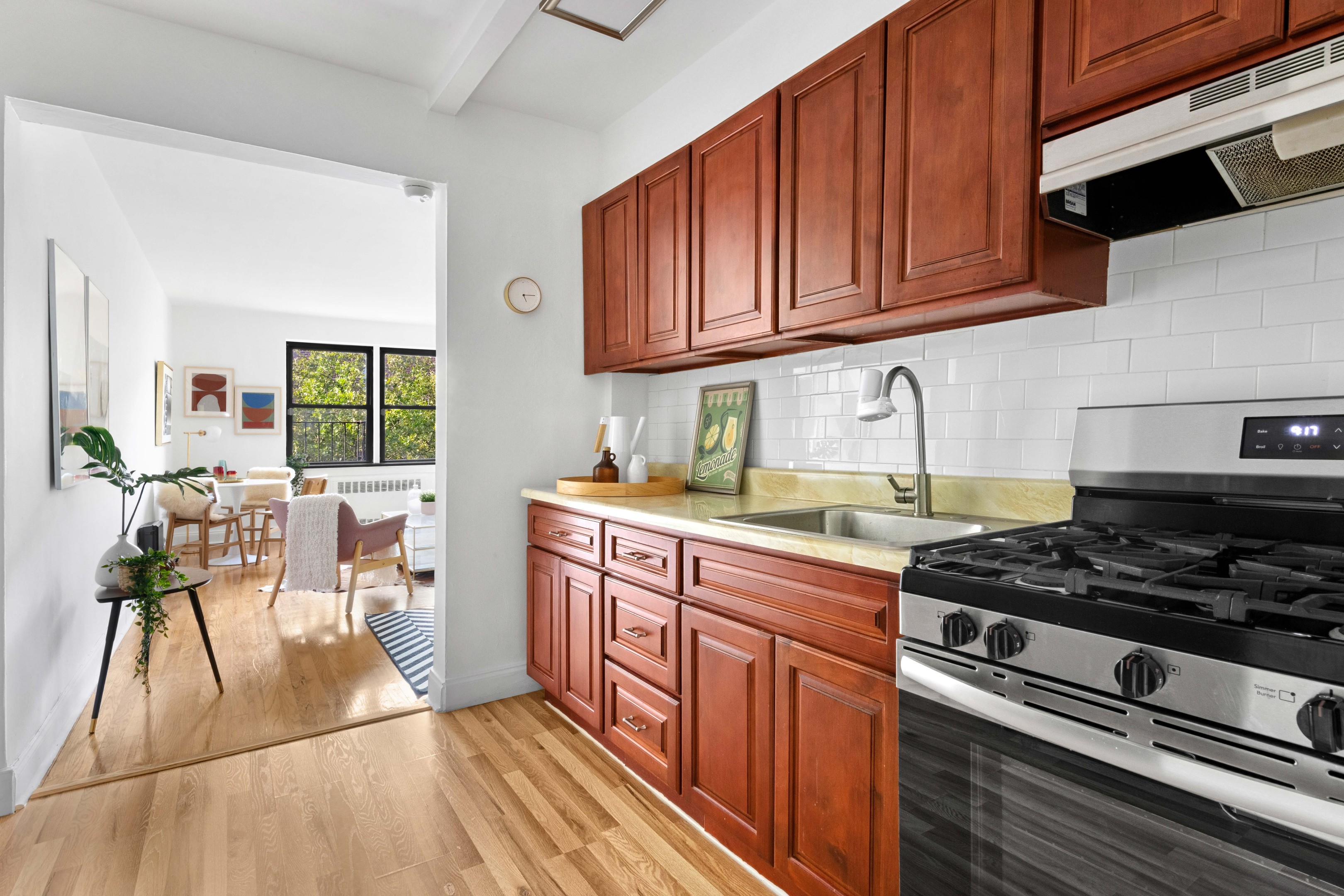 #3 photo, 145 72nd Street, ブルックリン区 Bay Ridge , NY 11209