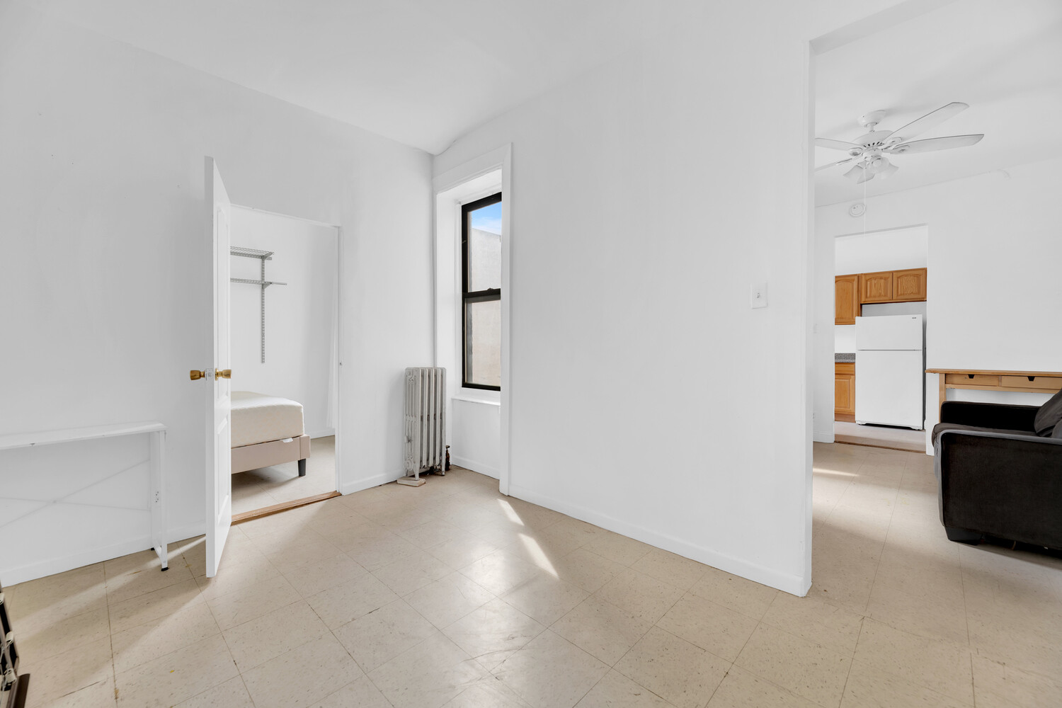 #5 photo, 56 STAGG Street, Williamsburg,South , NY 11206