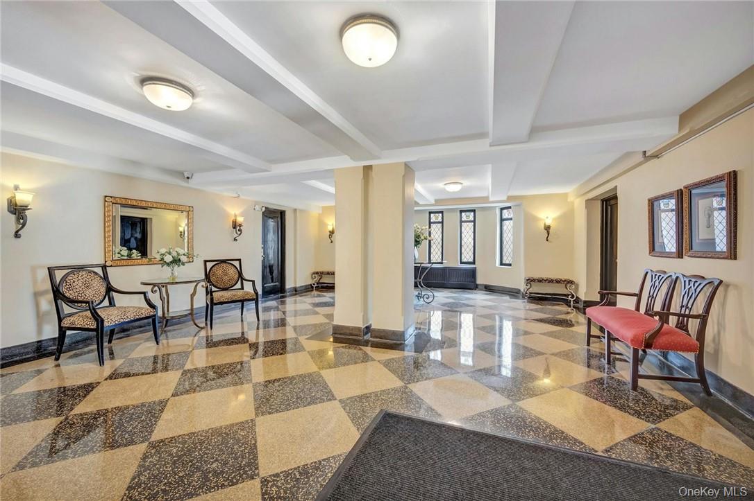 #13 photo, 280 Bronxville Road, Bronxville , NY 10708