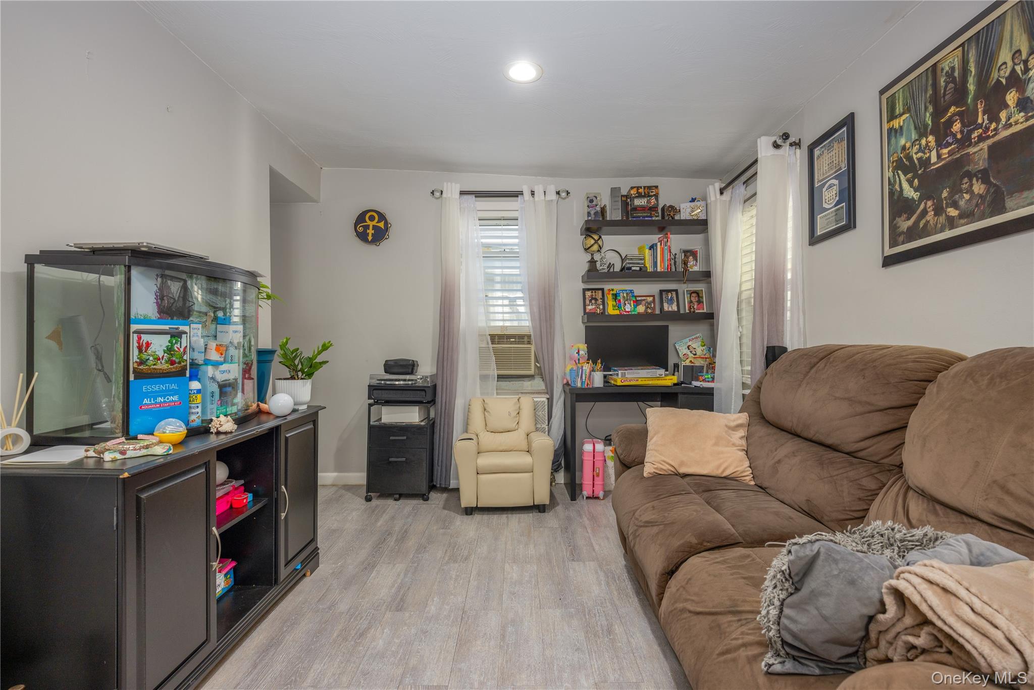 #11 photo, 249 N Macquesten Parkway, Mount Vernon , NY 10550