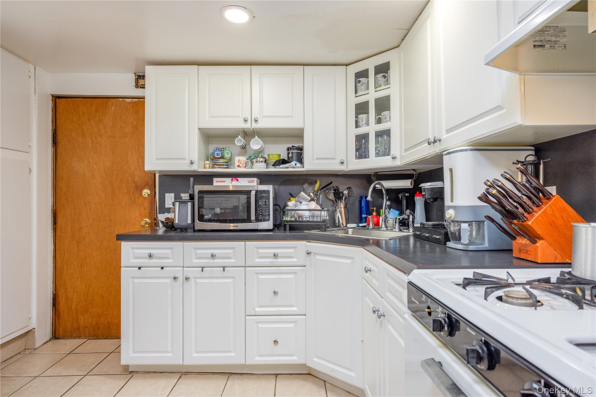 #14 photo, 249 N Macquesten Parkway, Mount Vernon , NY 10550