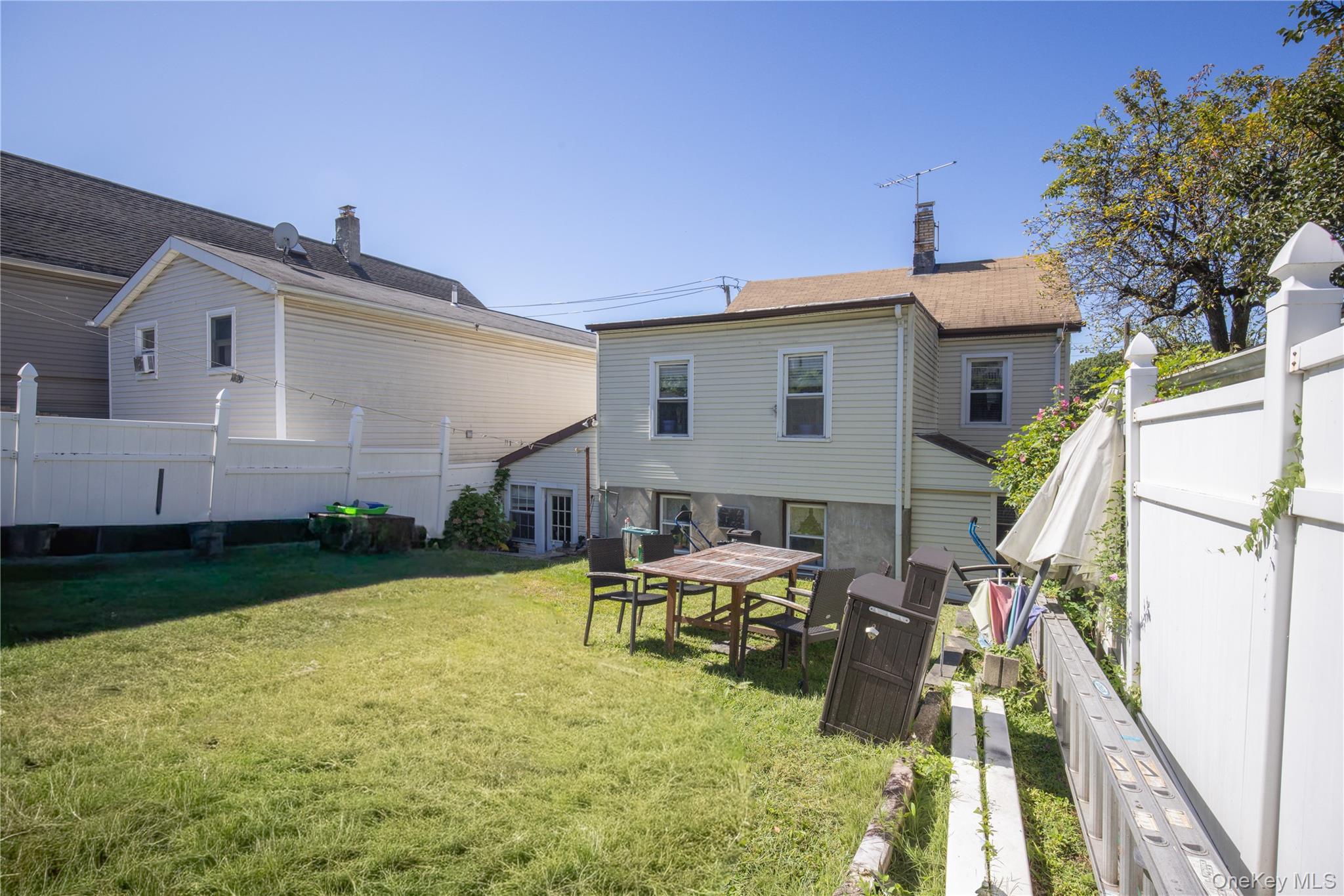 #5 photo, 249 N Macquesten Parkway, Mount Vernon , NY 10550