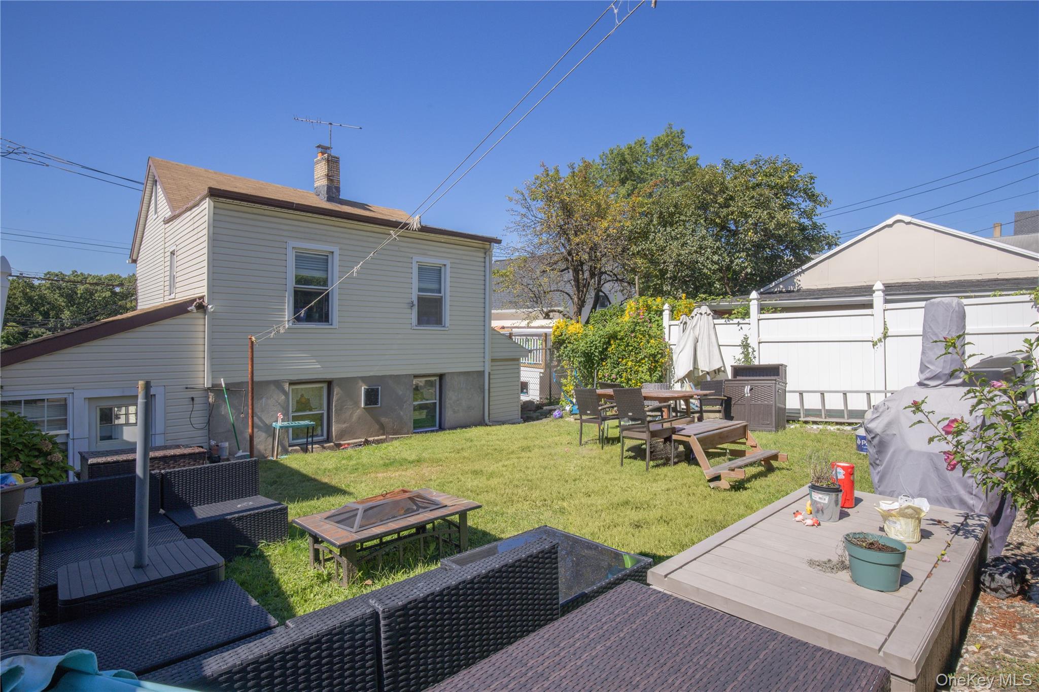 #6 photo, 249 N Macquesten Parkway, Mount Vernon , NY 10550