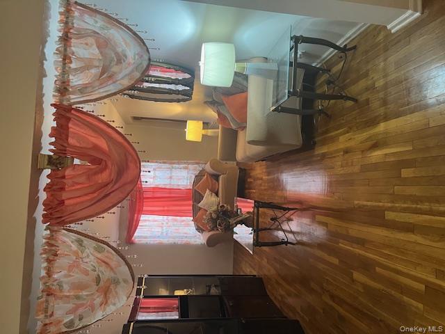 #5 photo, 745 E 231st Street, Bronx , NY 10466