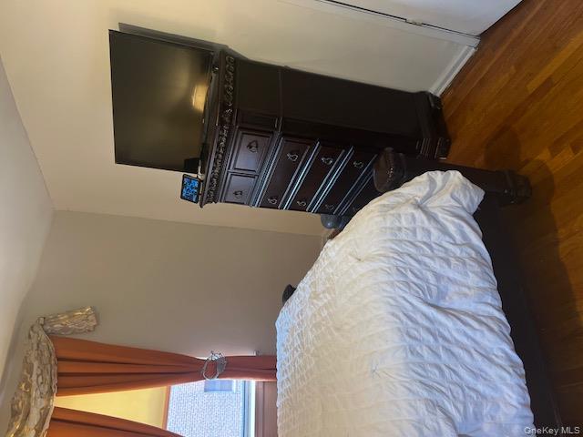 #7 photo, 745 E 231st Street, Bronx , NY 10466