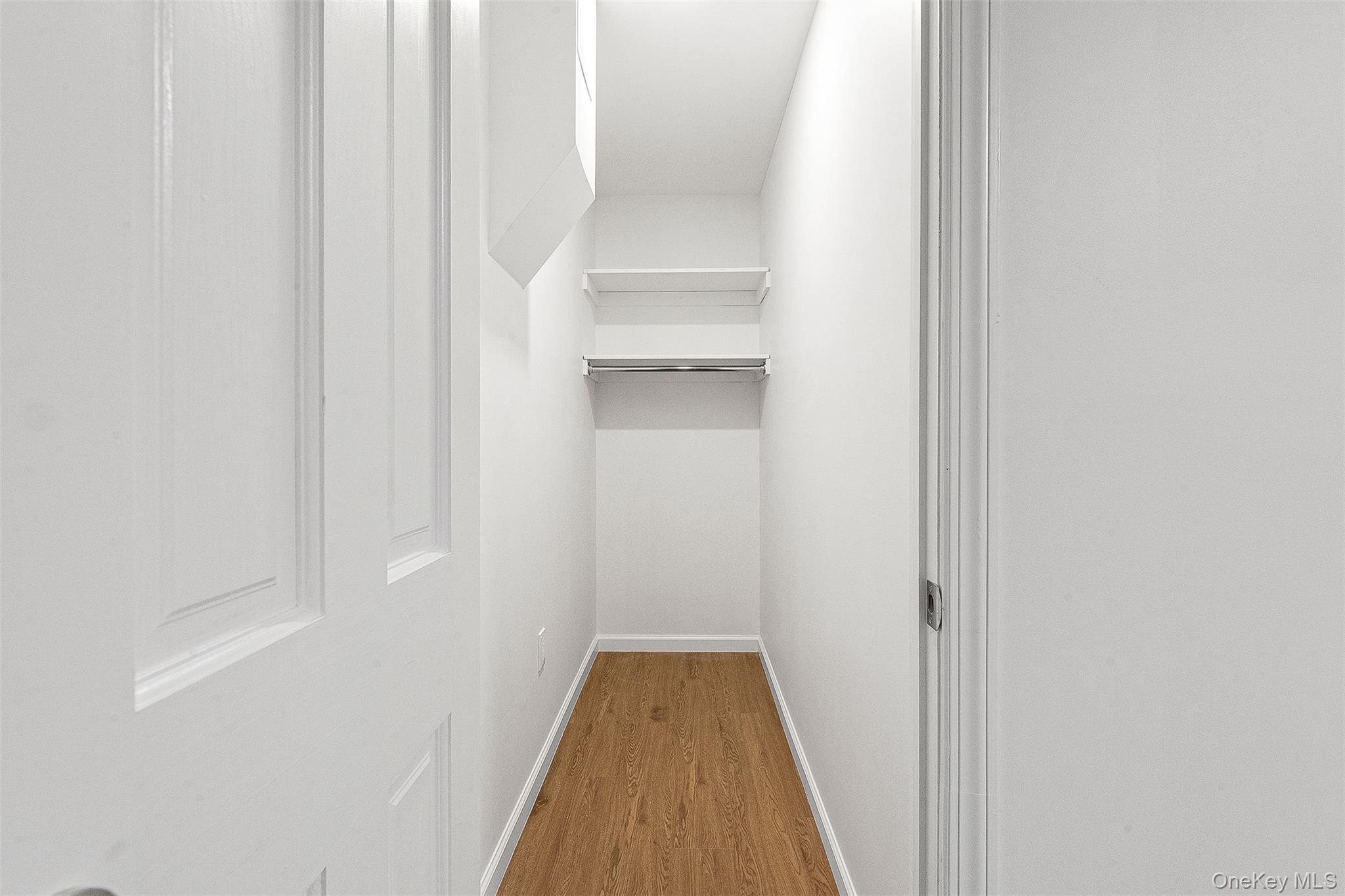 #11 photo, 100-05 69th Avenue, Forest Hills , NY 11375