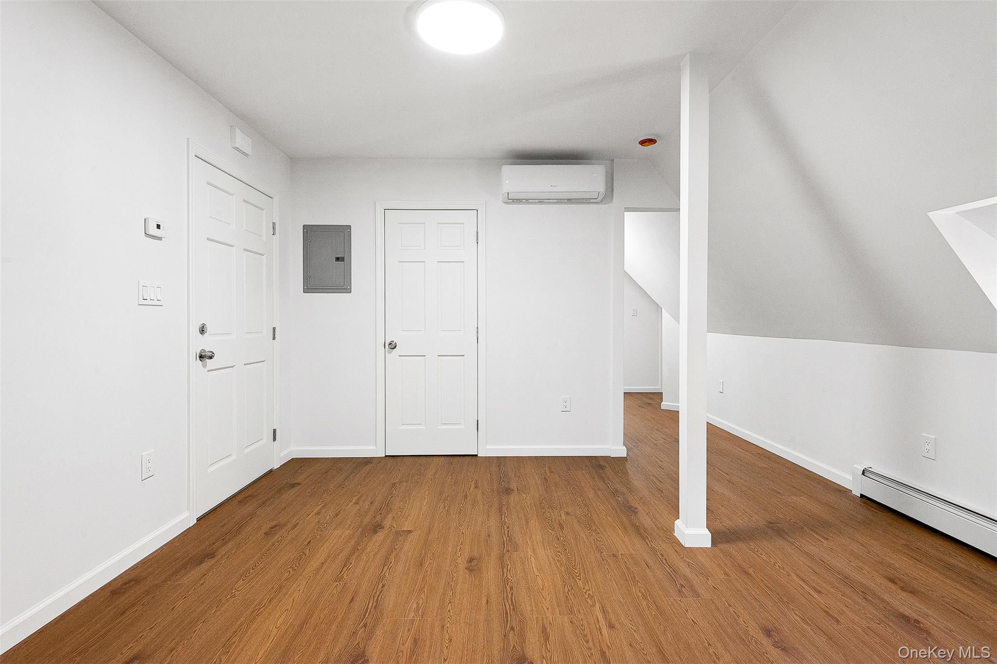 #2 photo, 100-05 69th Avenue, Forest Hills , NY 11375